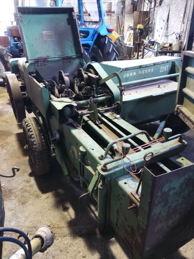 /photos/128166848020200301 JD224t Baler3.jpg